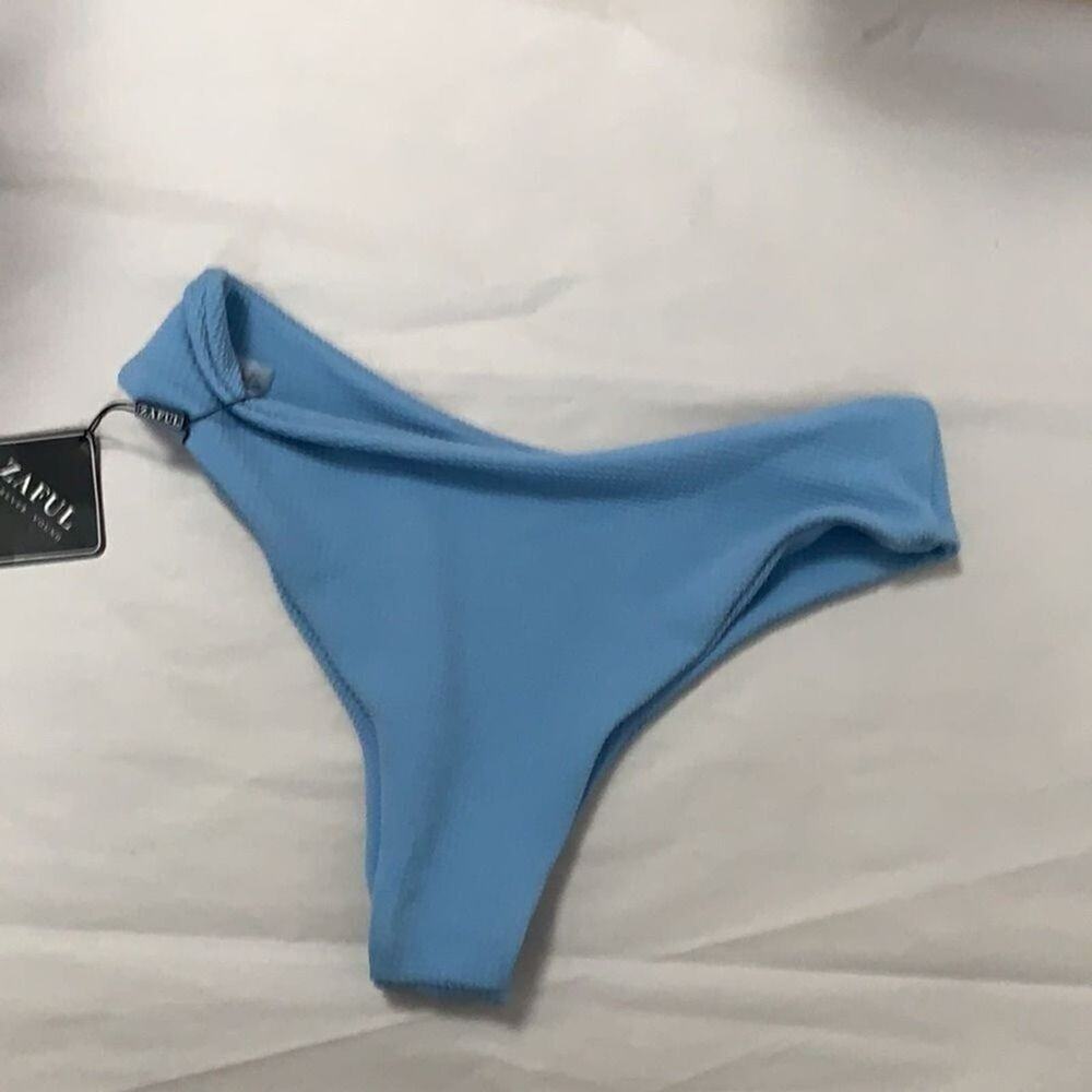 NWT ZAFUL‎ SWIMSUIT BOTTOM SIZE 8